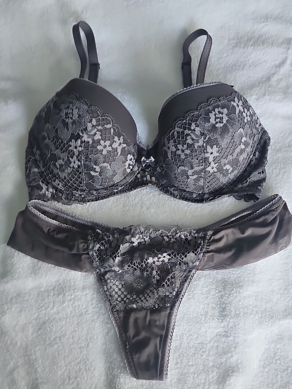 Lace Accent Push-Up Bra & Thong Set in Charcoal Gray